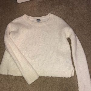 Cute sweater!!!! Goes with everything